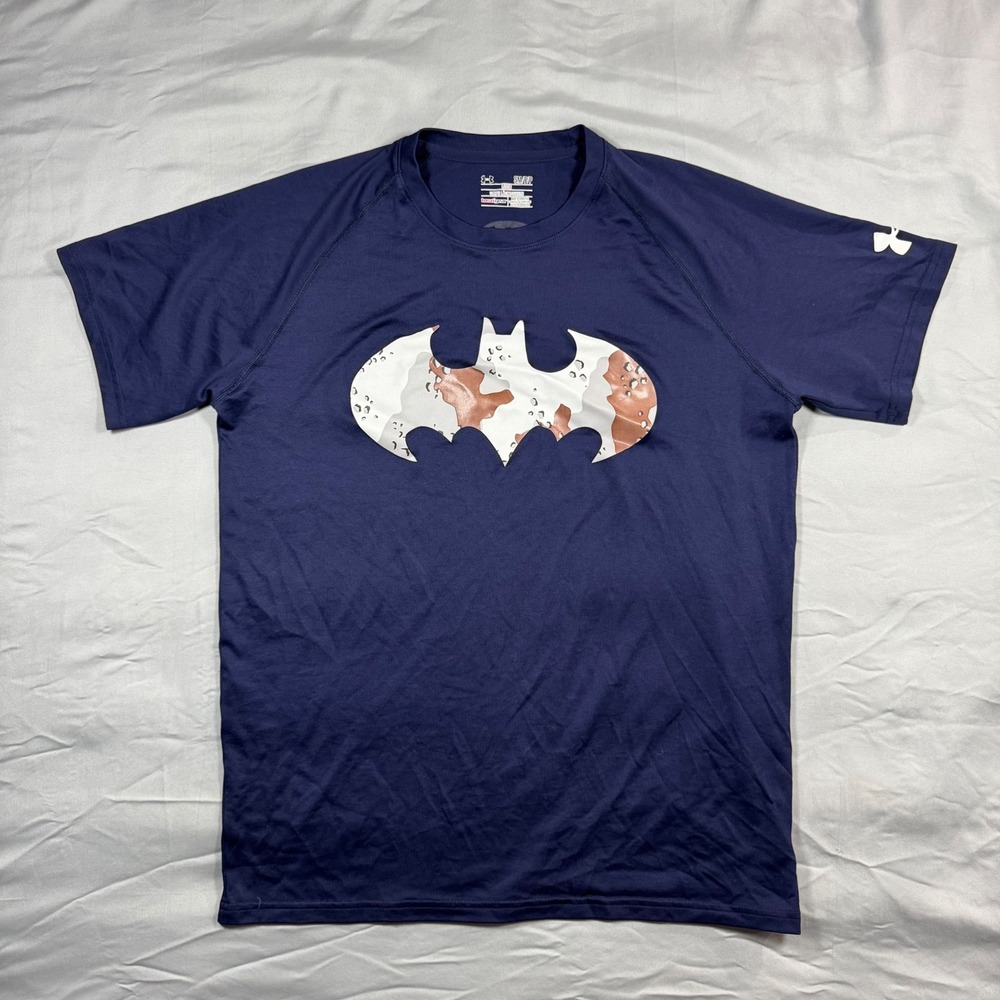 Under Armour Desert Camo Batman T-Shirt Mens S Navy Blue Camo Logo Heat Gear